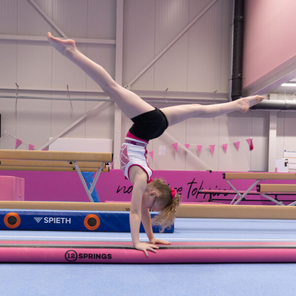 Airbeam_3 AirBeam | 500 x 30 cm | Pink